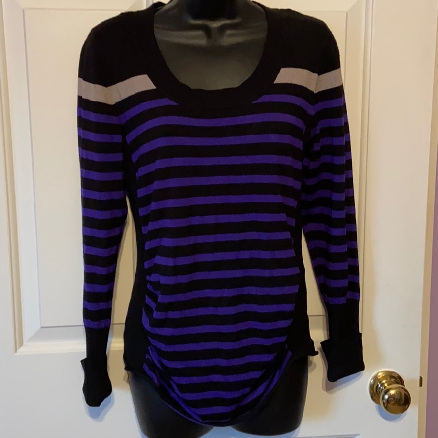 Takeout Juniors Black/Purple Striped Sweater